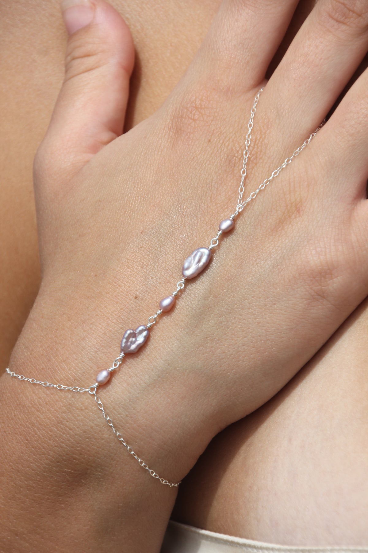Iris hand chain