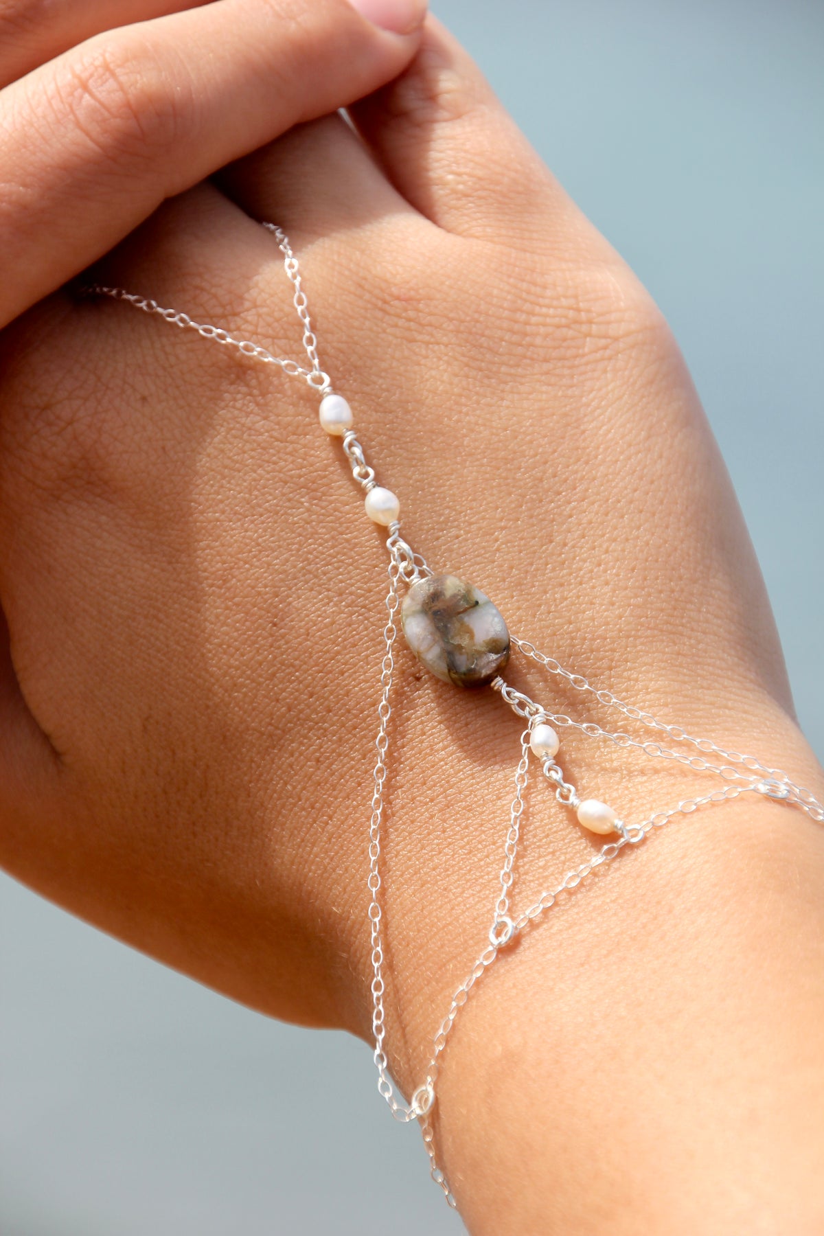 Dune hand chain
