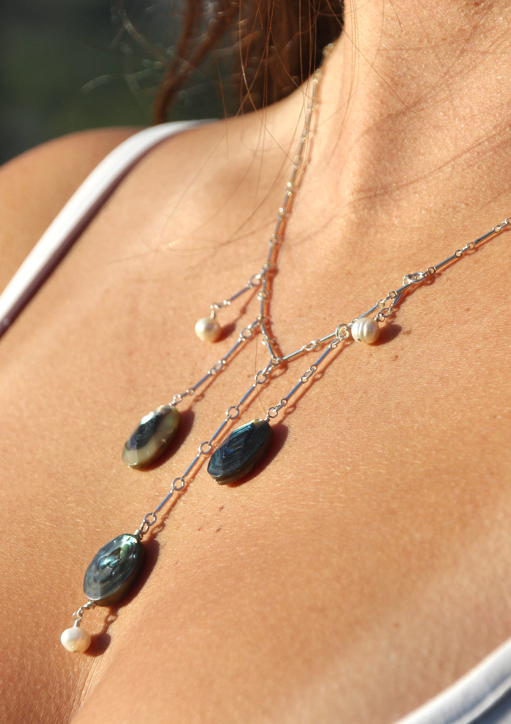 Tidal necklace