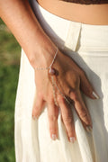Rosa hand chain