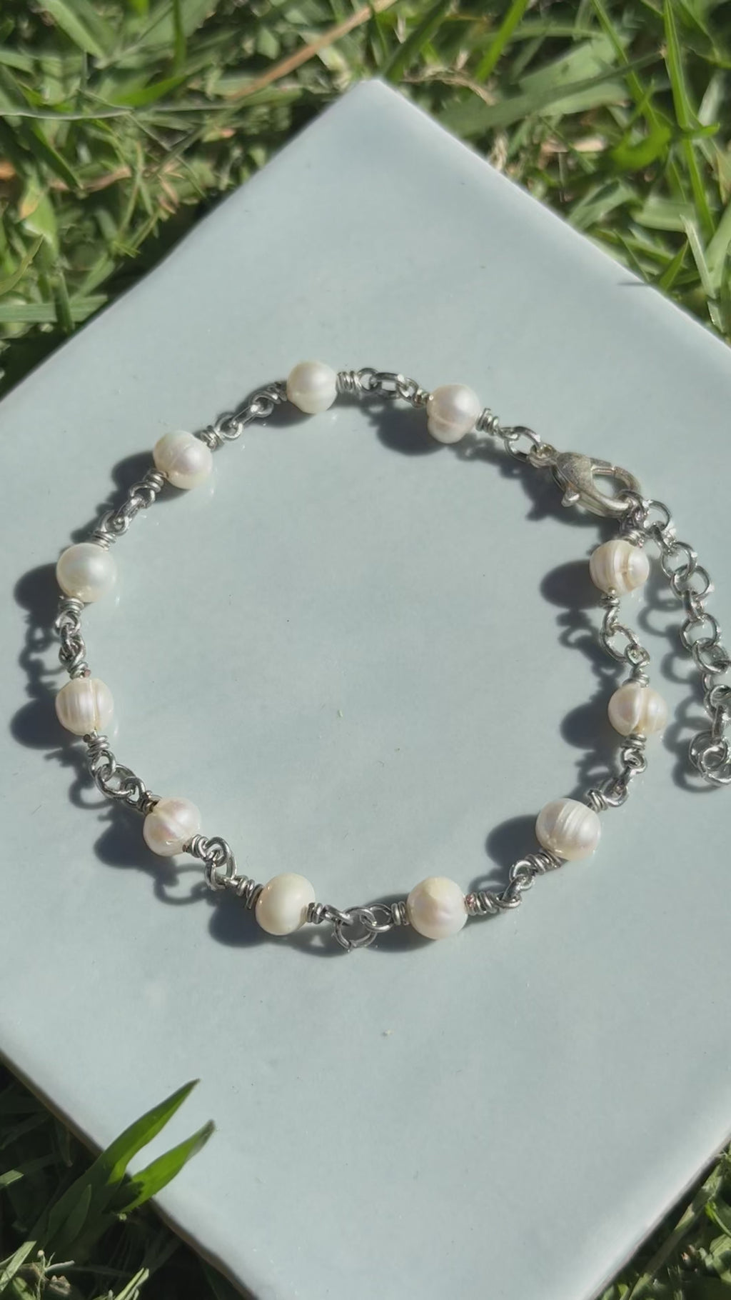 Nacre stack bracelet